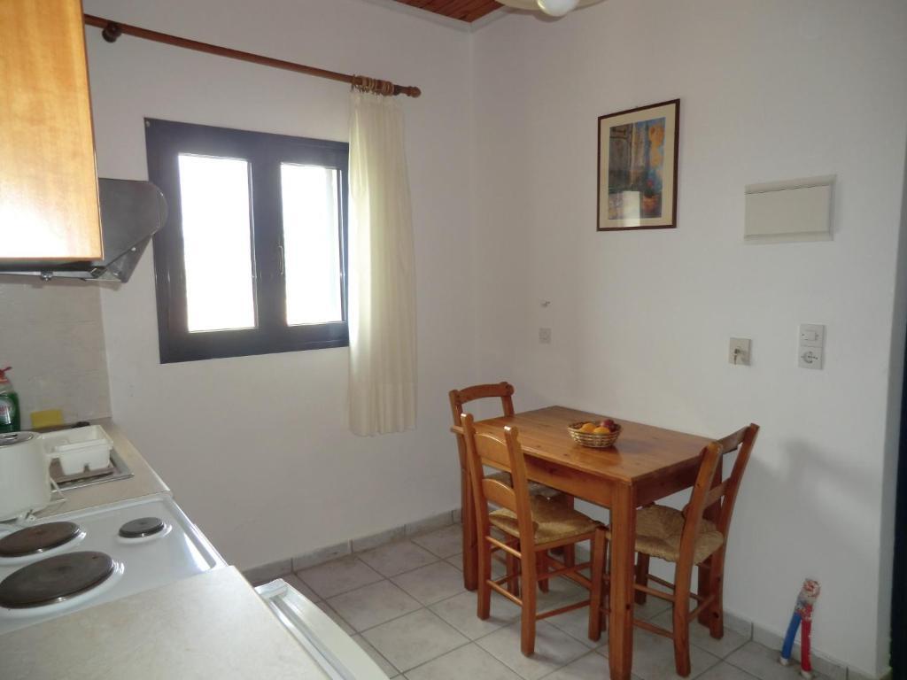 Flisvos Apartments فراكوكاستيلو المظهر الخارجي الصورة